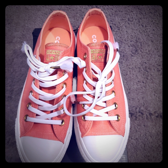 Converse All Star Shoes - Picture 1 of 3